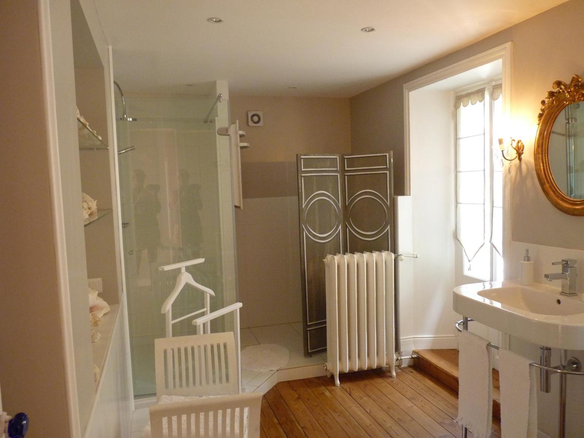 Chambres D'Hotes Le Petit Sully Sully  Екстериор снимка