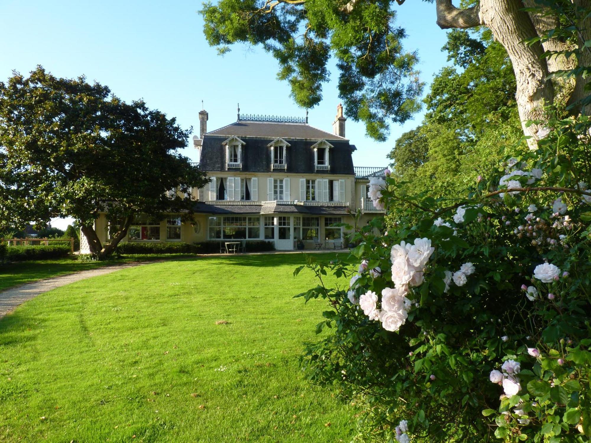 Chambres D'Hotes Le Petit Sully Sully  Екстериор снимка
